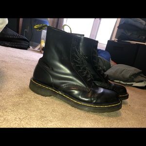 dr martens!!!!